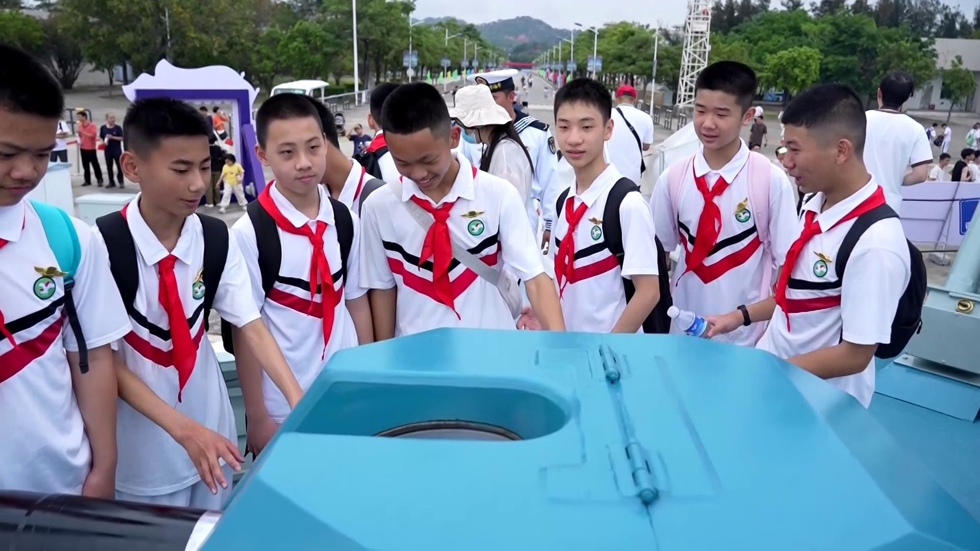 兴智领袖风采少年班 