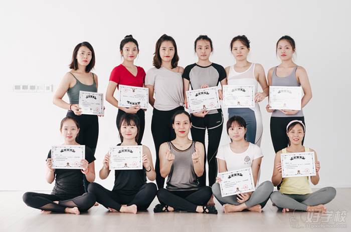 奋楫笃行臻于善行而不辍履致远 青干班·轮