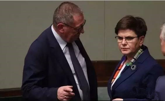 琥珀行业面临新局势